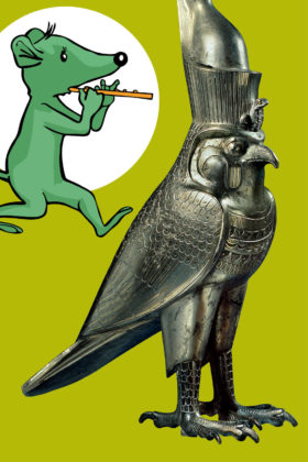 Silberfalke auf grünem Grund, daneben das Museumsmaskottchen Isi in weißem Kreis.