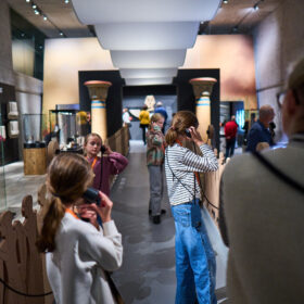 Menschen in der Sonderausstellung